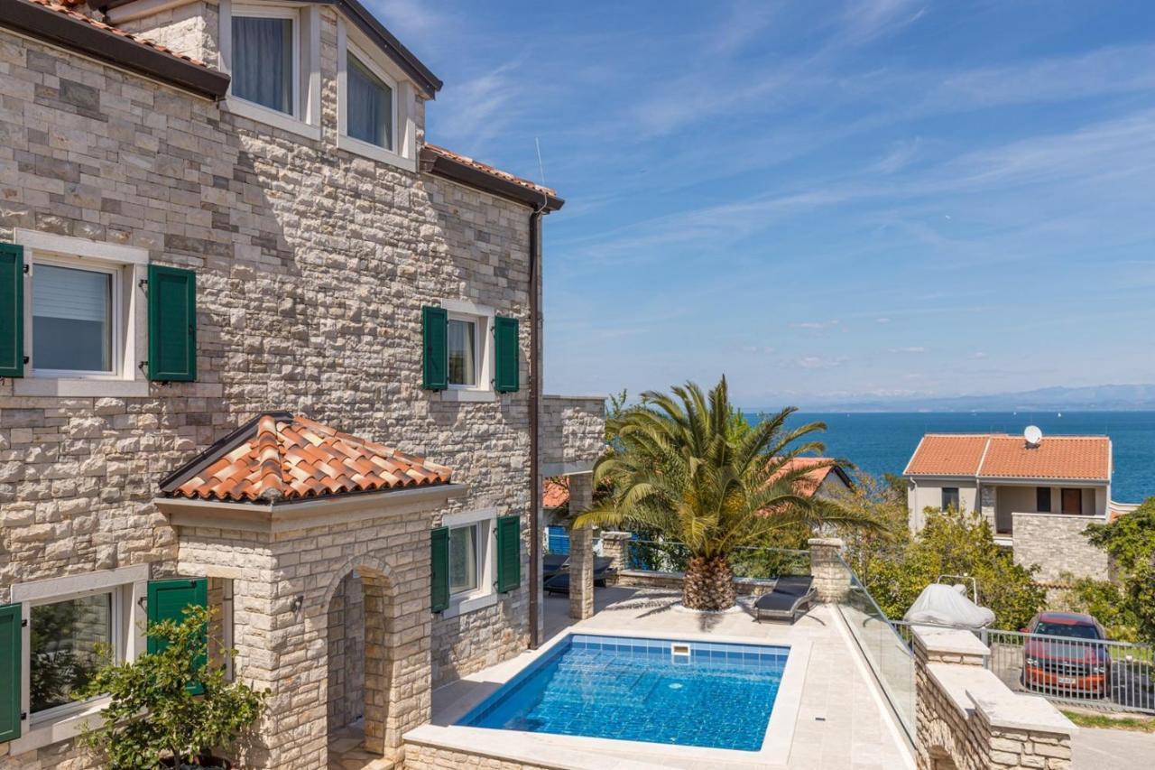 Villa Milena With Pool And Sea View Crveni Vrh Exteriör bild
