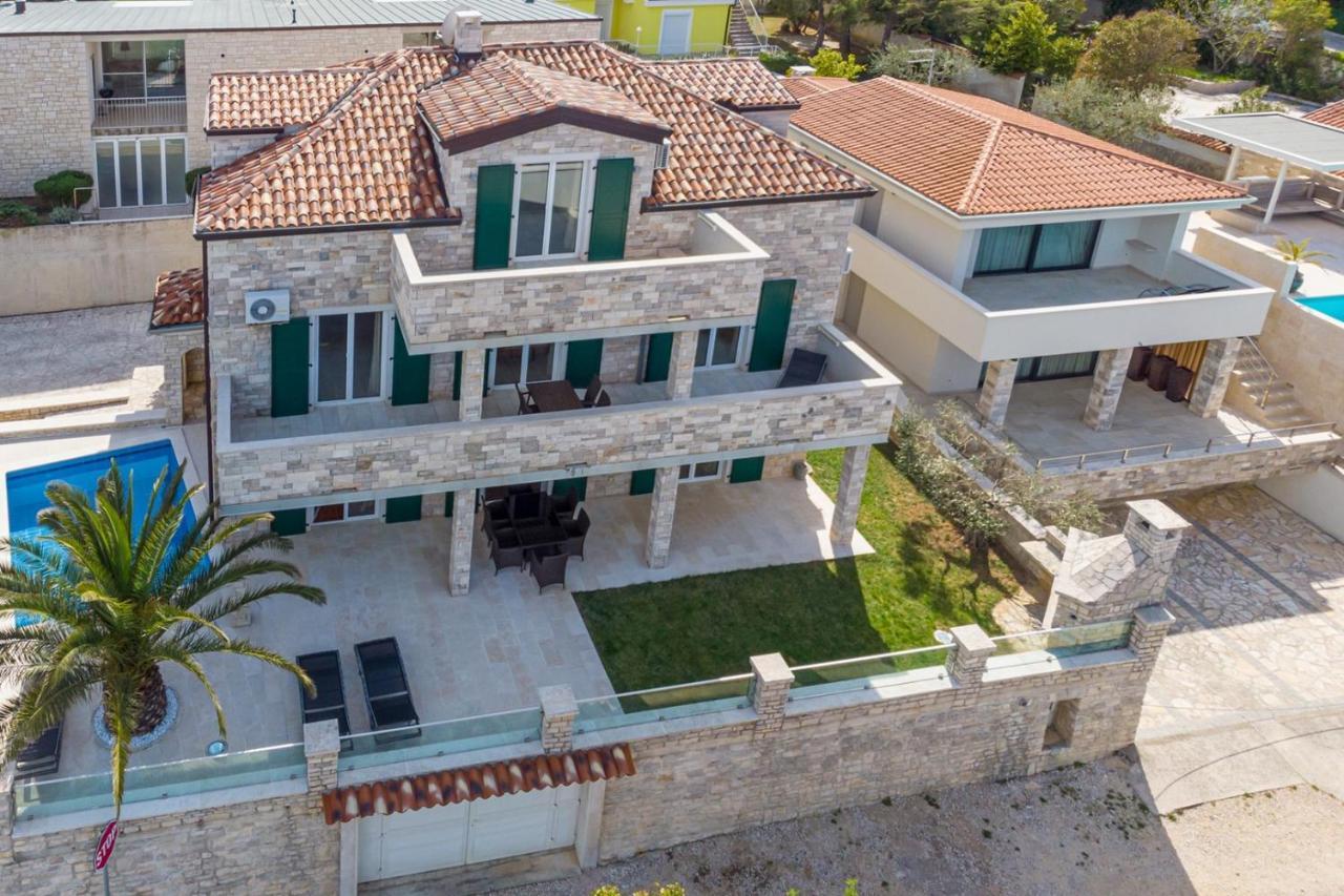 Villa Milena With Pool And Sea View Crveni Vrh Exteriör bild