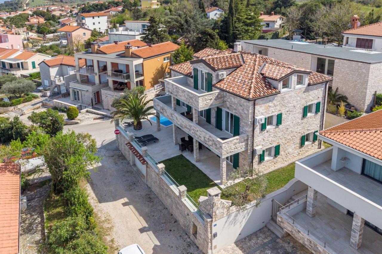 Villa Milena With Pool And Sea View Crveni Vrh Exteriör bild